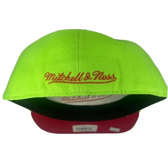 Mitchell & Ness Chicago Bulls Dynasty Fitted Hat 7 3/8 Neon Green Red Windy City - Picture 2 of 3